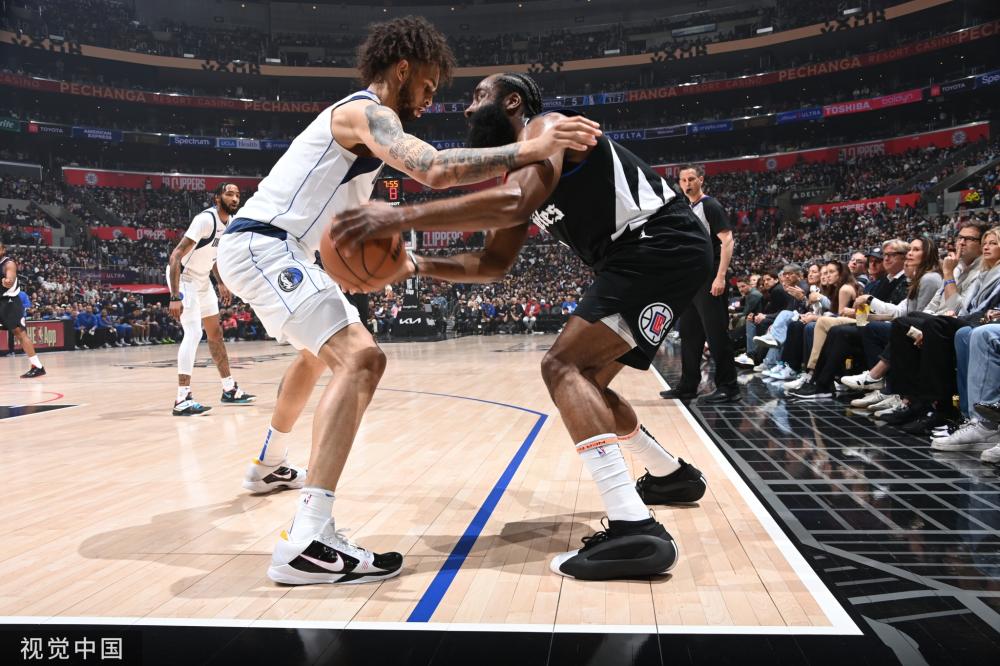 尤其在中场 尤其在中场